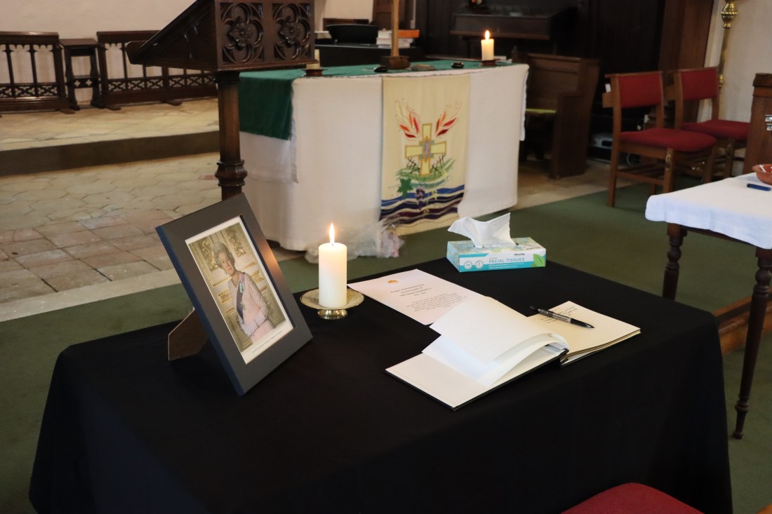 909E1A8A-F390-412C-8033-A6004010B7C8