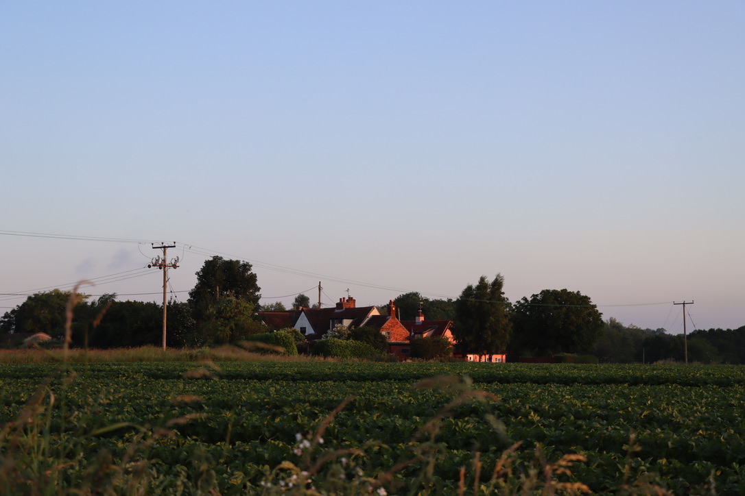 54AA6B42-3078-4337-8AA8-C9EBC089E452_1_105_c